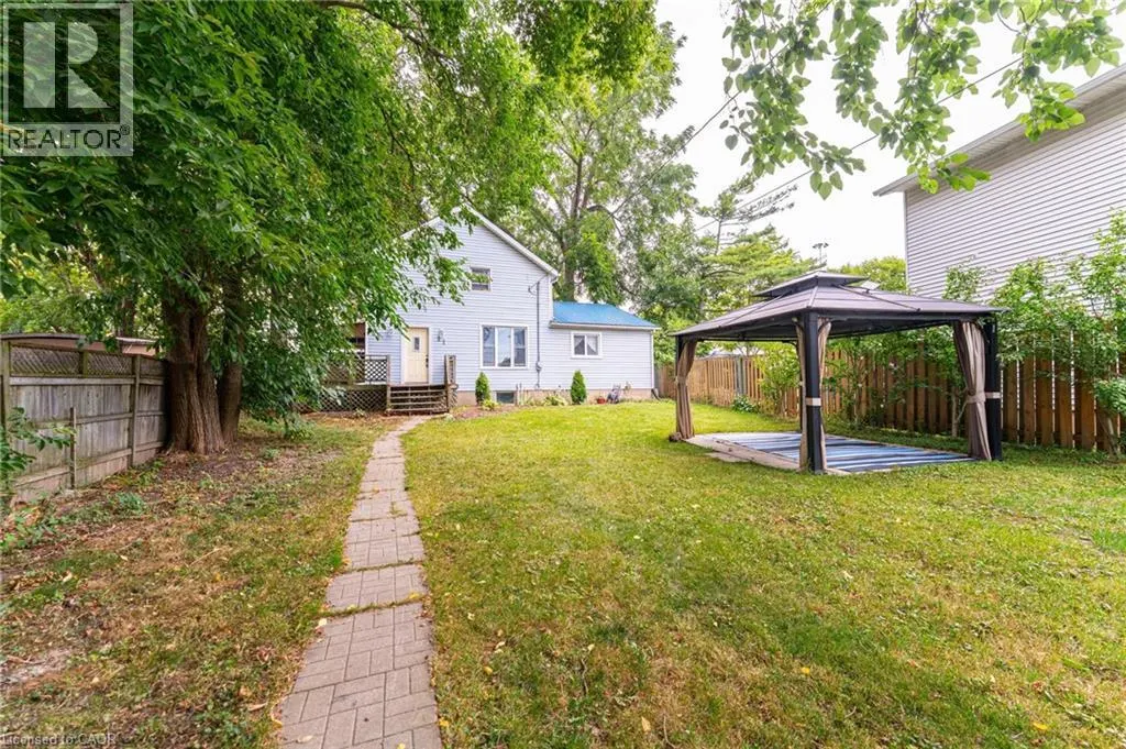 11 ELMWOOD Avenue