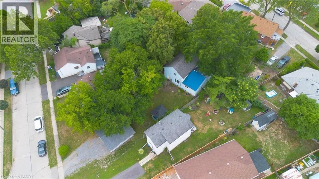 11 ELMWOOD Avenue