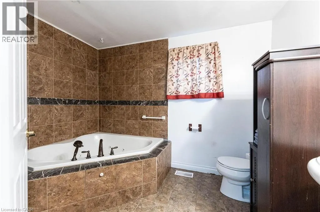 11 ELMWOOD Avenue