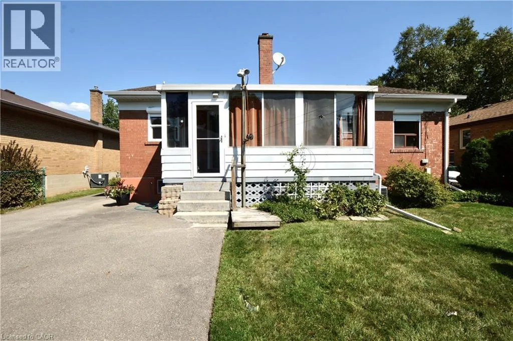728 ASHLEY Avenue