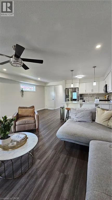 60 CLARKE Street N Unit# MAIN, #MAIN