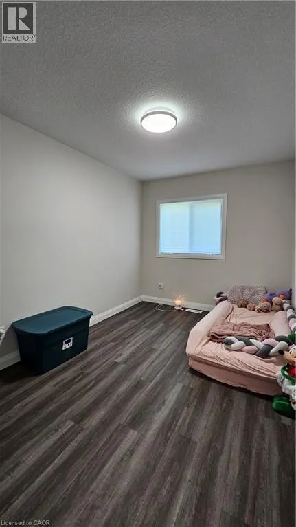 60 CLARKE Street N Unit# MAIN, #MAIN