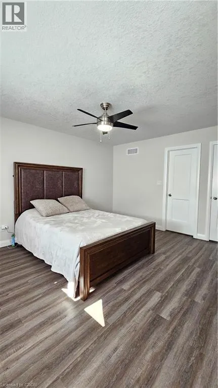 60 CLARKE Street N Unit# MAIN, #MAIN