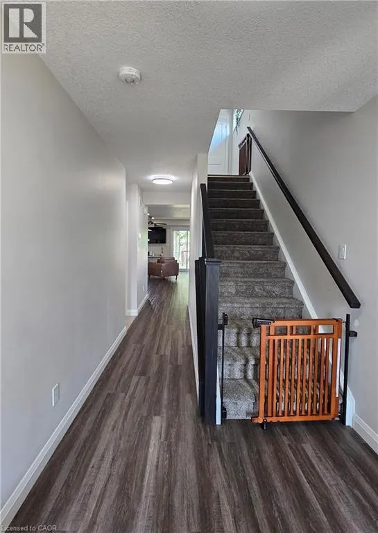 60 CLARKE Street N Unit# MAIN, #MAIN