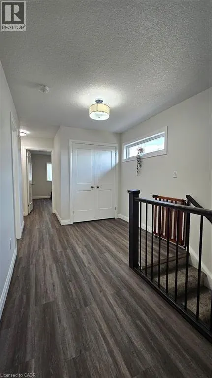 60 CLARKE Street N Unit# MAIN, #MAIN