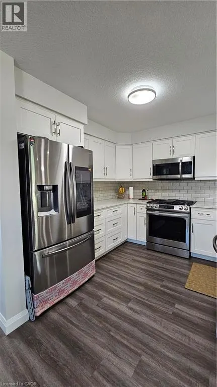 60 CLARKE Street N Unit# MAIN, #MAIN