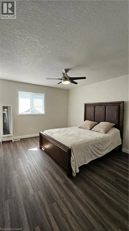 60 CLARKE Street N Unit# MAIN, #MAIN