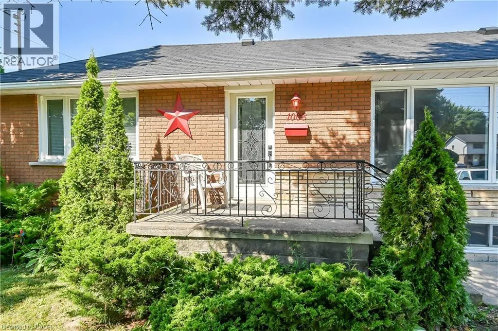 1008 UPPER WELLINGTON Street Unit# Lower Suite