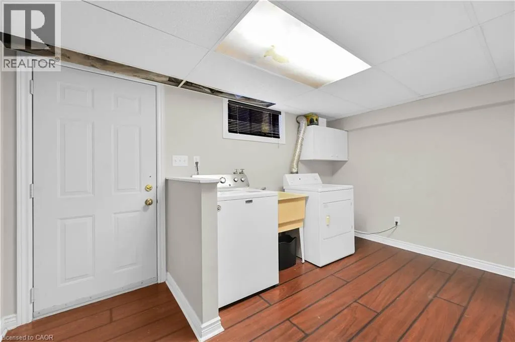 1008 UPPER WELLINGTON Street Unit# Lower Suite