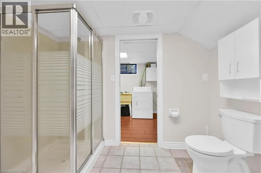 1008 UPPER WELLINGTON Street Unit# Lower Suite