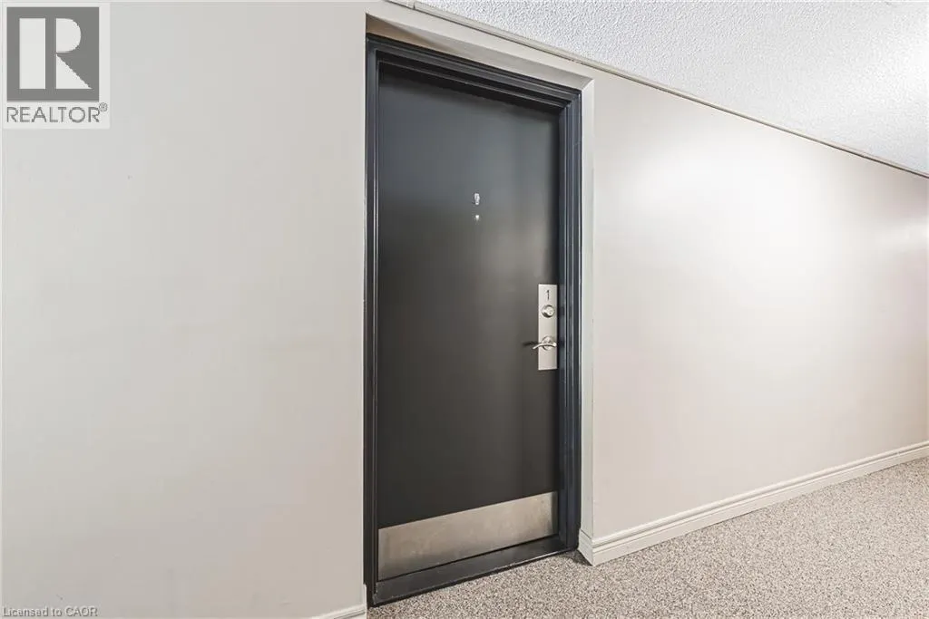 469 CLARIDGE Road Unit# 1, #1