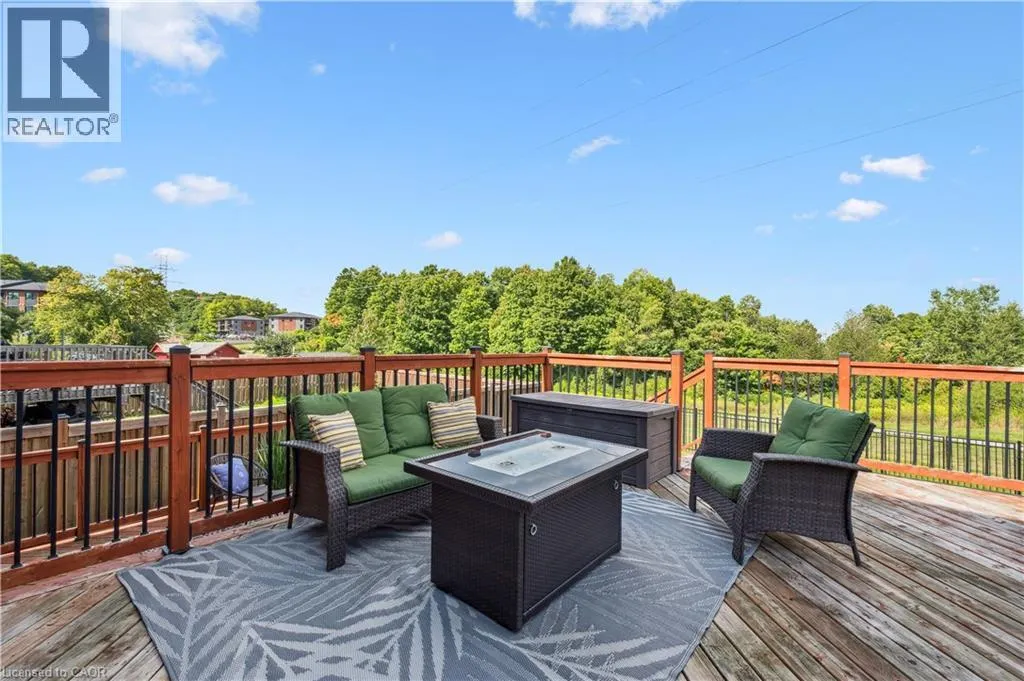 60 GRAVEL RIDGE Trail