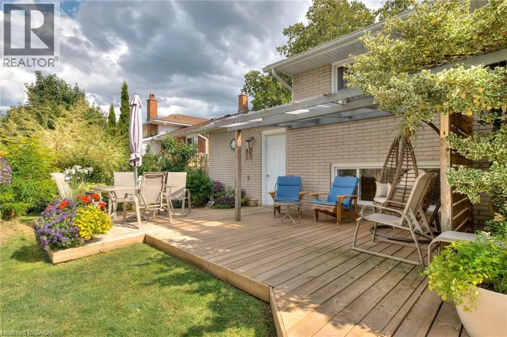 232 KENNETH Avenue
