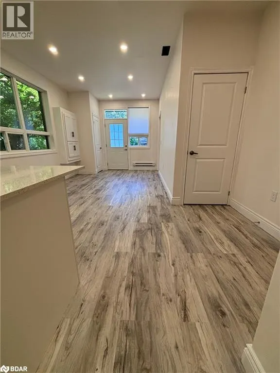 1 VINE Street