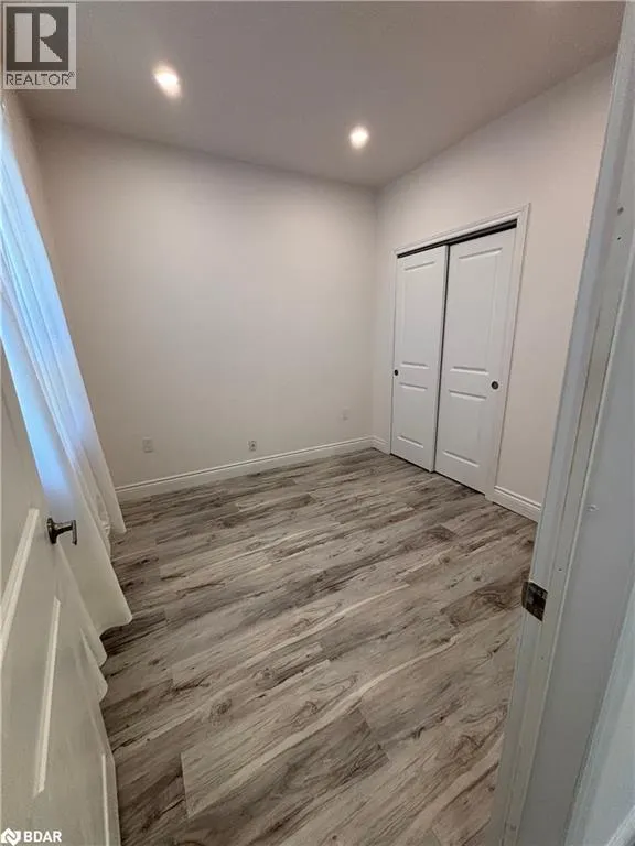 1 VINE Street