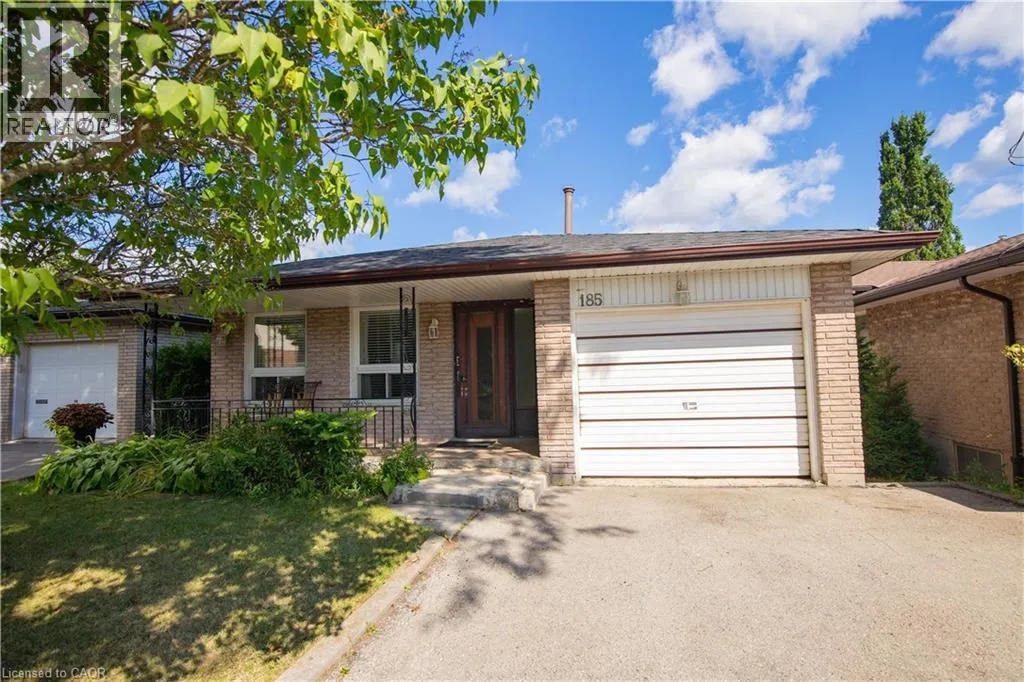 185 LAVINA Crescent