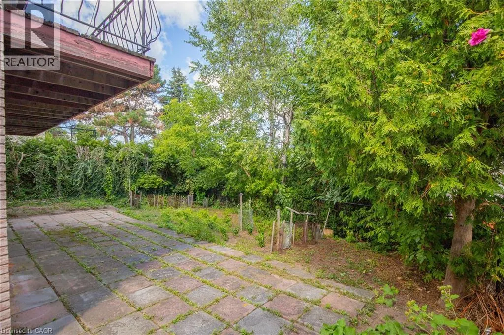 185 LAVINA Crescent
