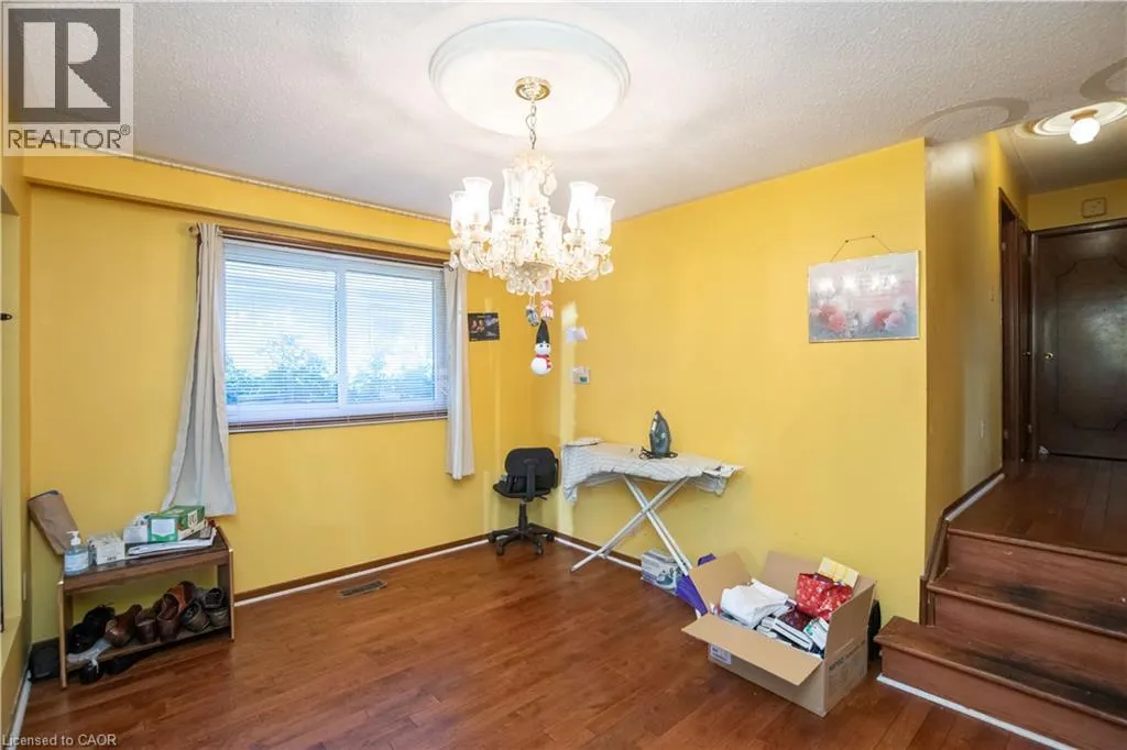 185 LAVINA Crescent