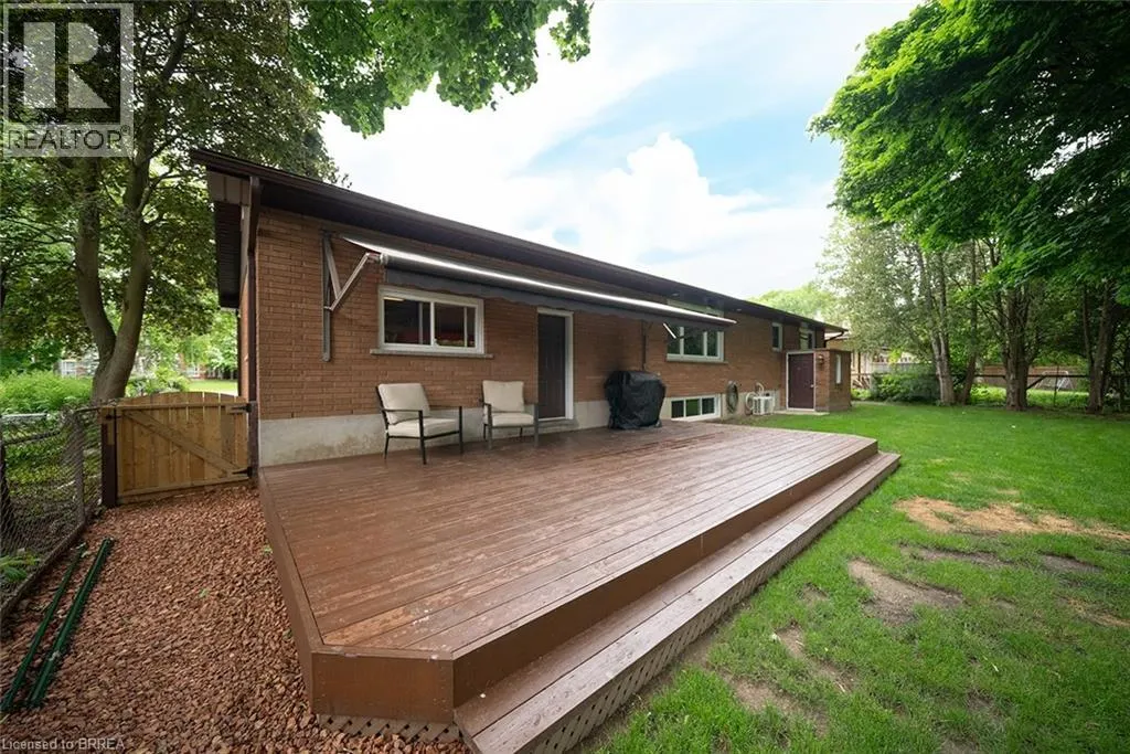 445 POWERLINE Road