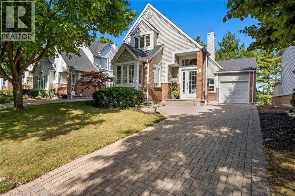 41 QUINTE Crescent