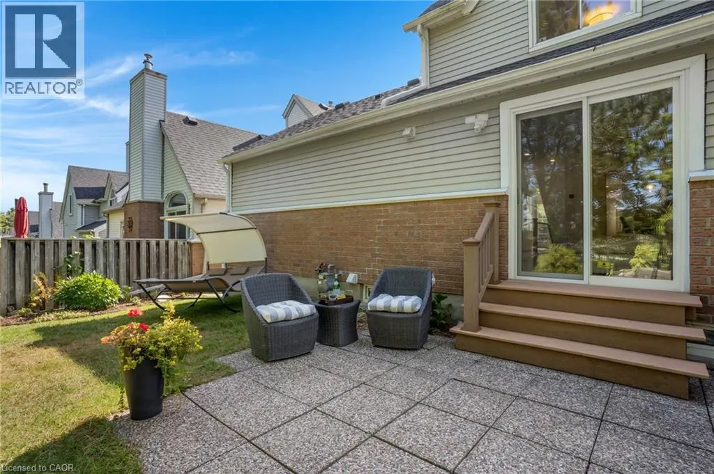 41 QUINTE Crescent