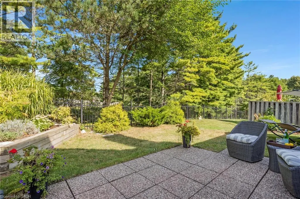 41 QUINTE Crescent