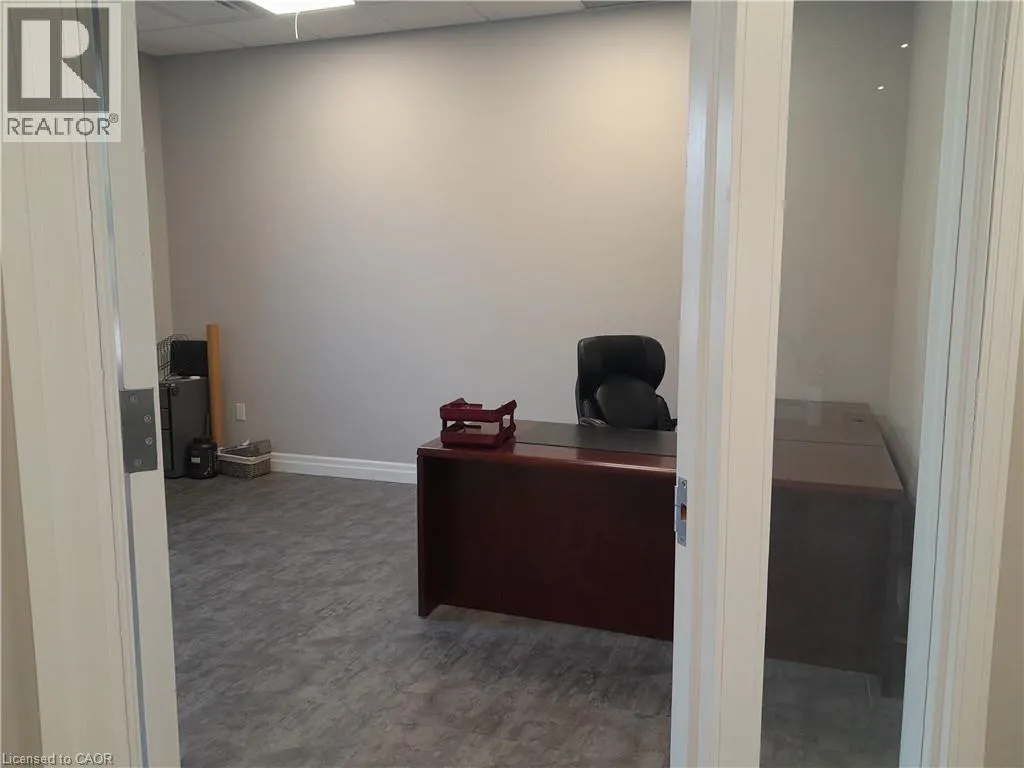 245 ARGYLE Street S Unit# 5, #5