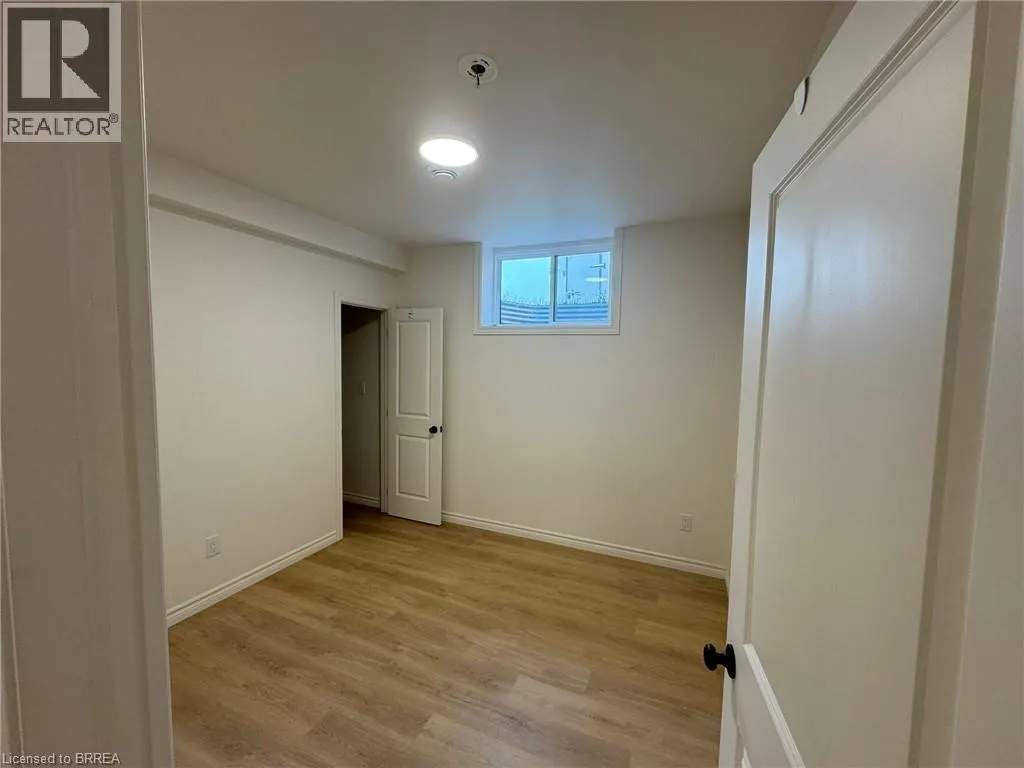 13 LINDEN Street