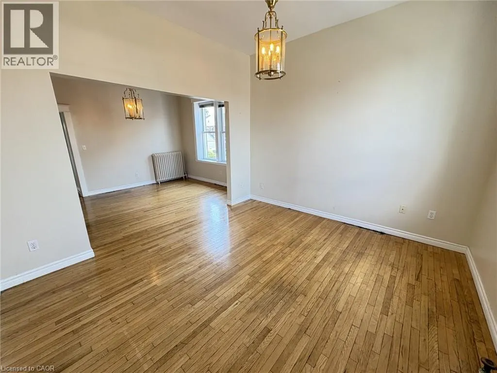 55 BARTON Street W Unit# 3, #3