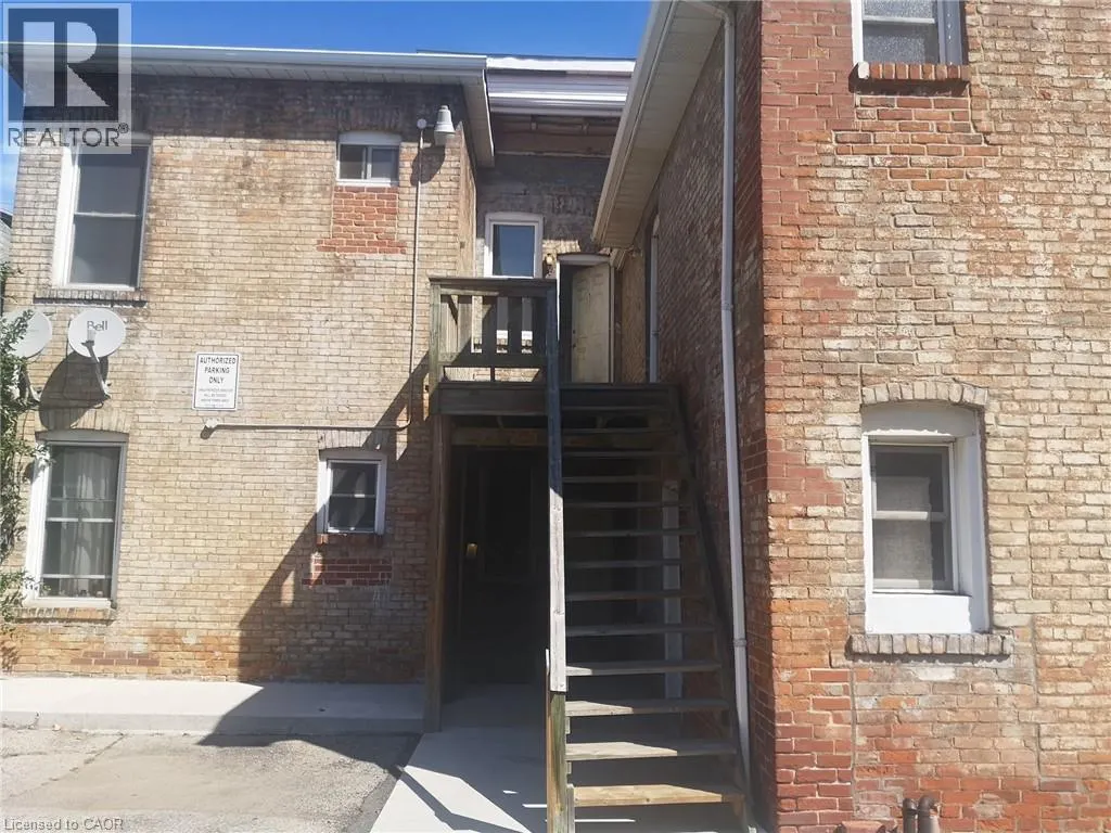 55 BARTON Street W Unit# 3, #3