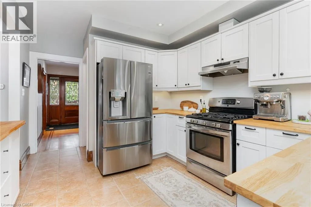 21 PROSPECT Street S
