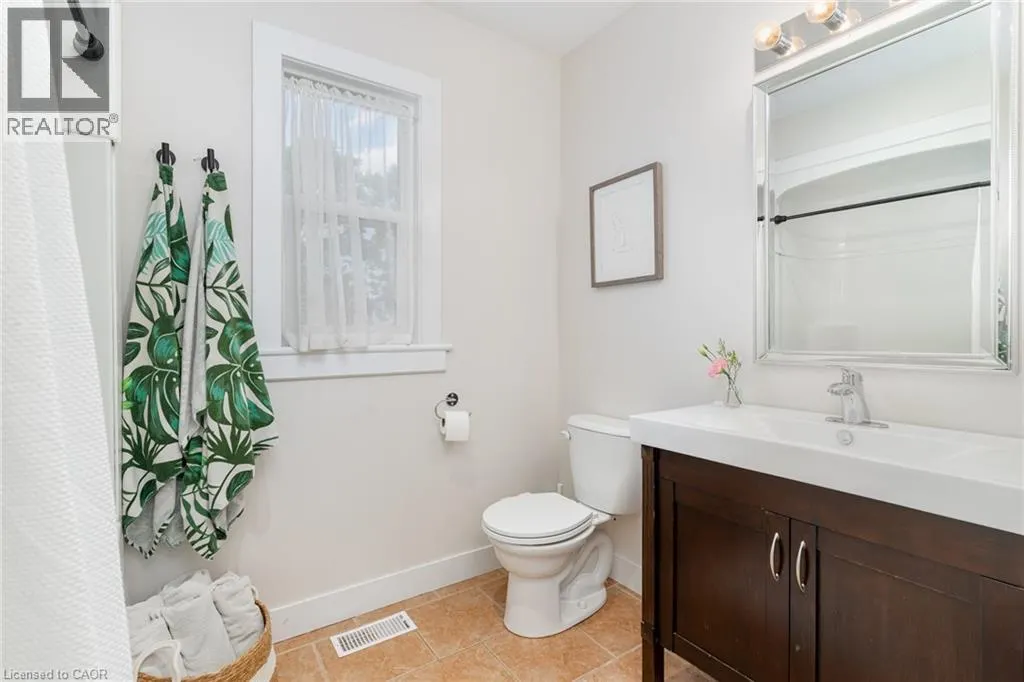 21 PROSPECT Street S