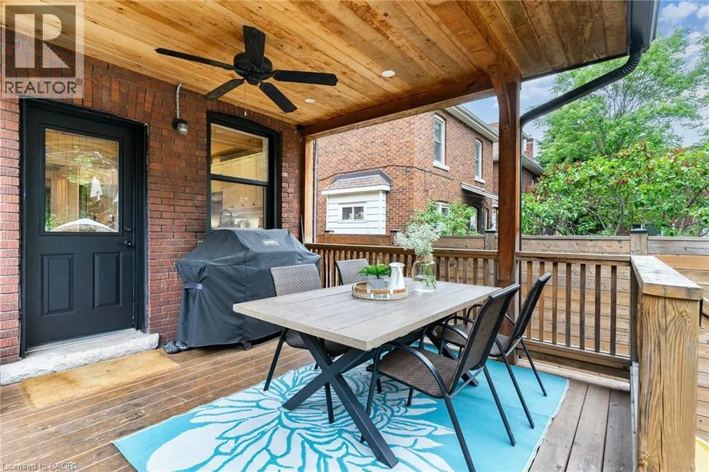 21 PROSPECT Street S