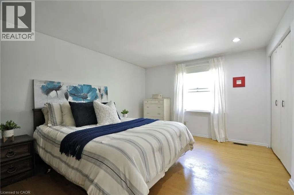 351 CRAIGLEITH Drive