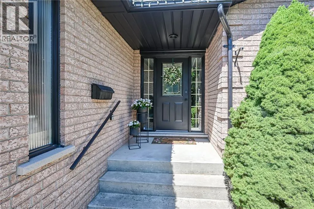 95 GATESTONE Drive