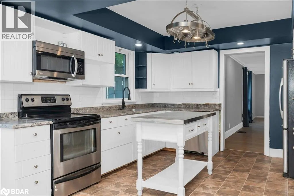 3127 PENETANGUISHENE Road