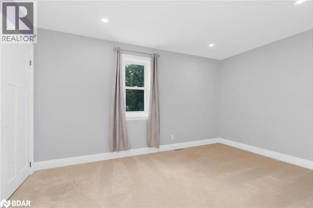 3127 PENETANGUISHENE Road