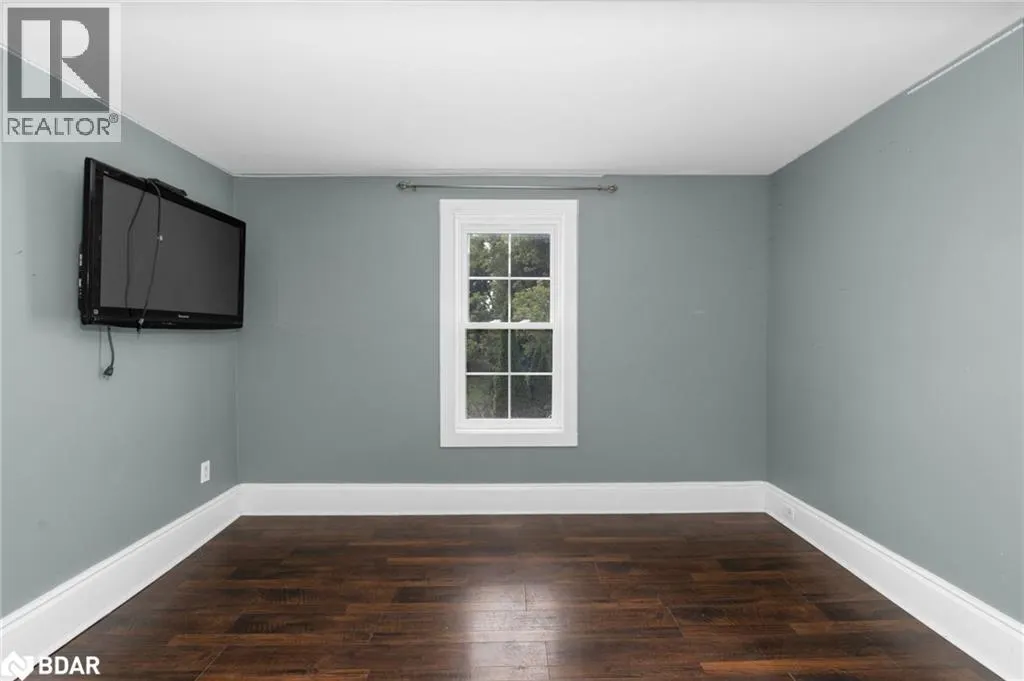 3127 PENETANGUISHENE Road