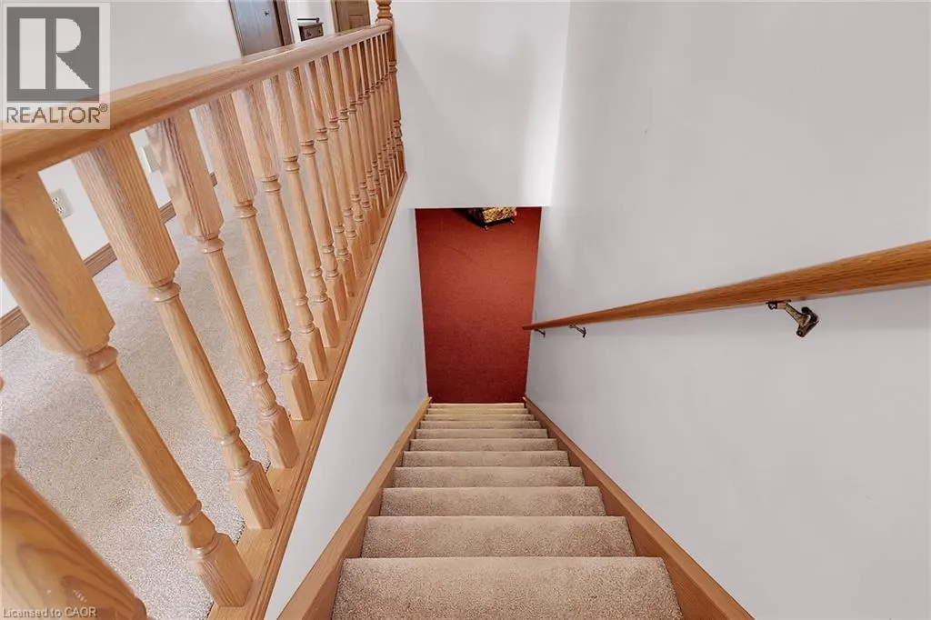 47 FALLS Crescent