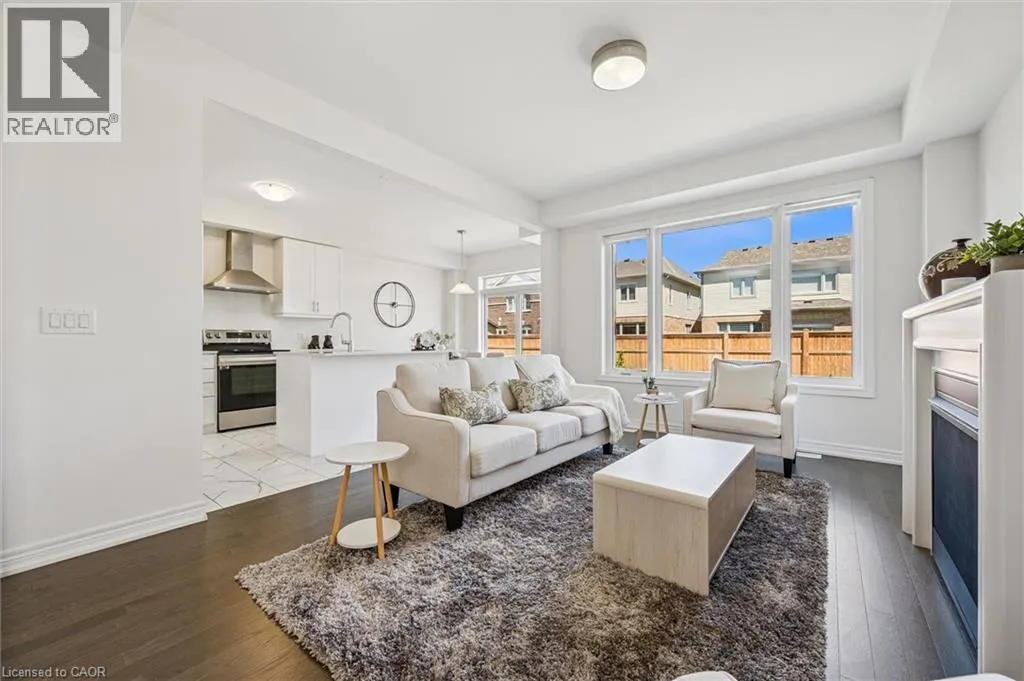 11 GEORGINA Street