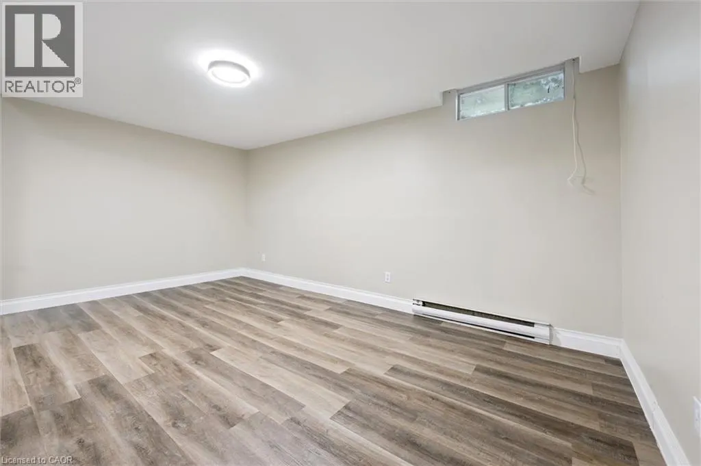 219 KINGSWOOD Drive Unit# 18, #18