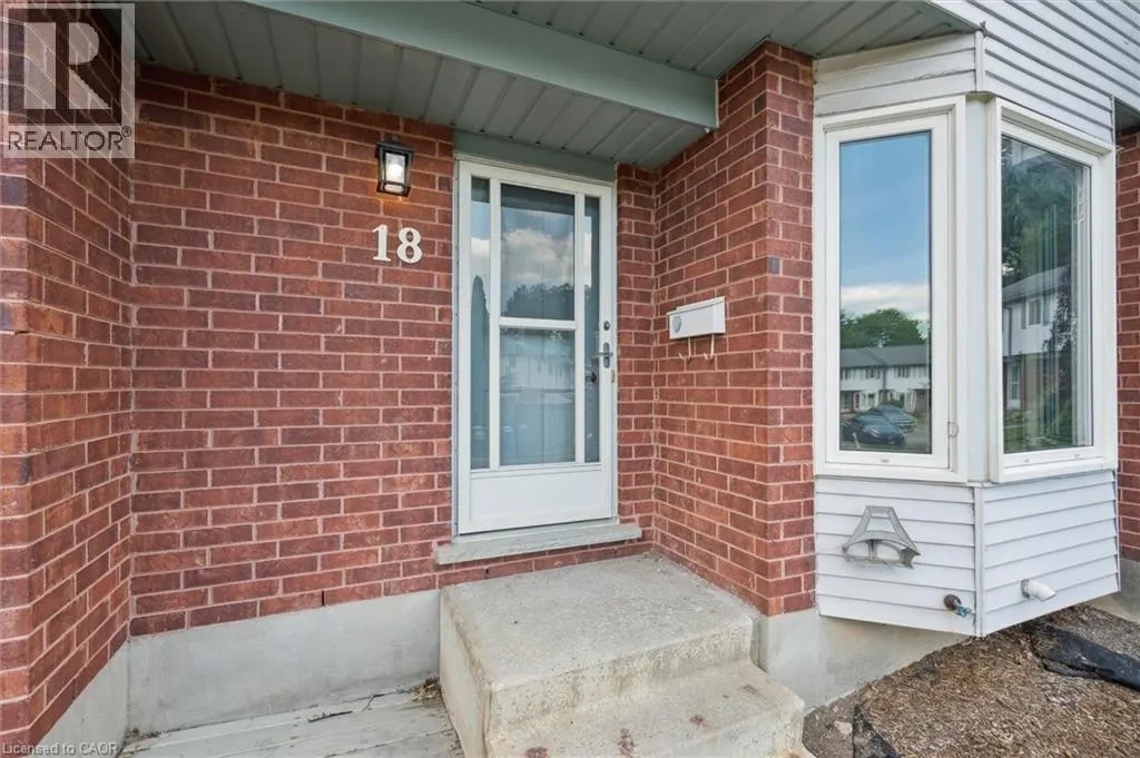 219 KINGSWOOD Drive Unit# 18, #18