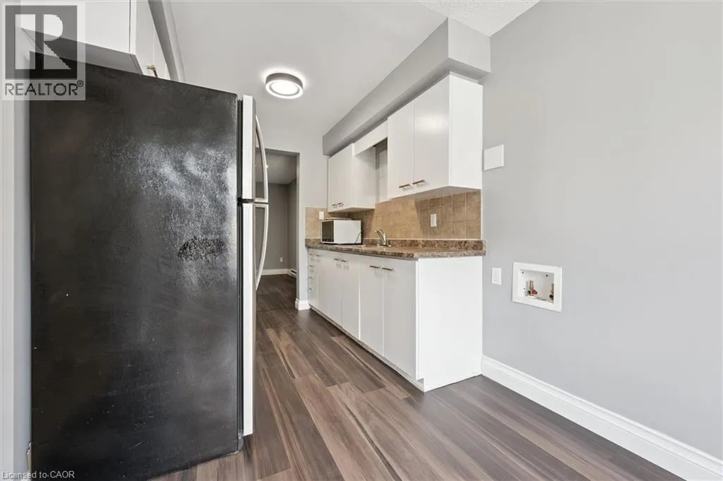 219 KINGSWOOD Drive Unit# 18, #18