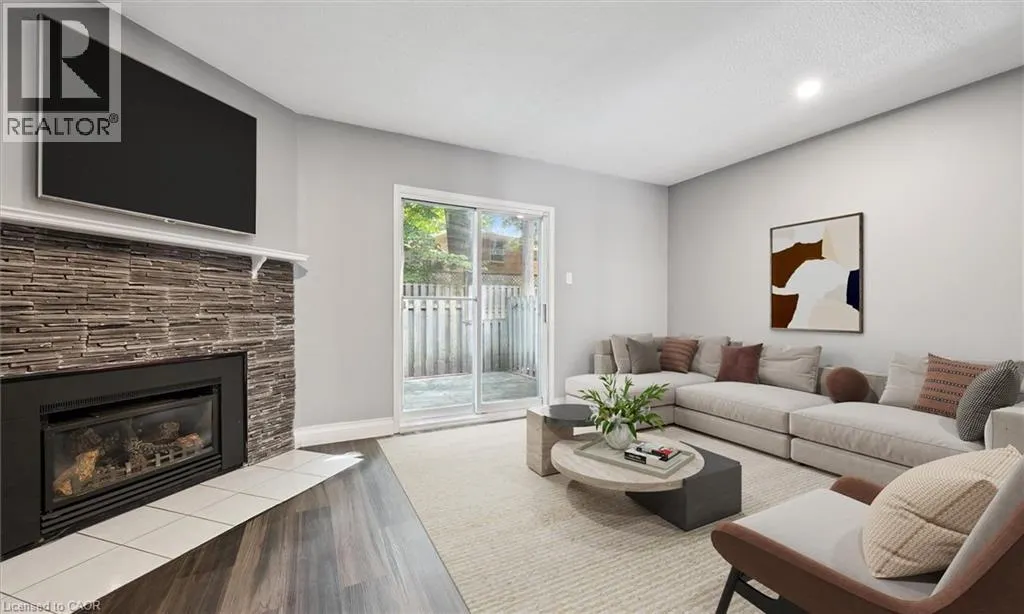 219 KINGSWOOD Drive Unit# 18, #18