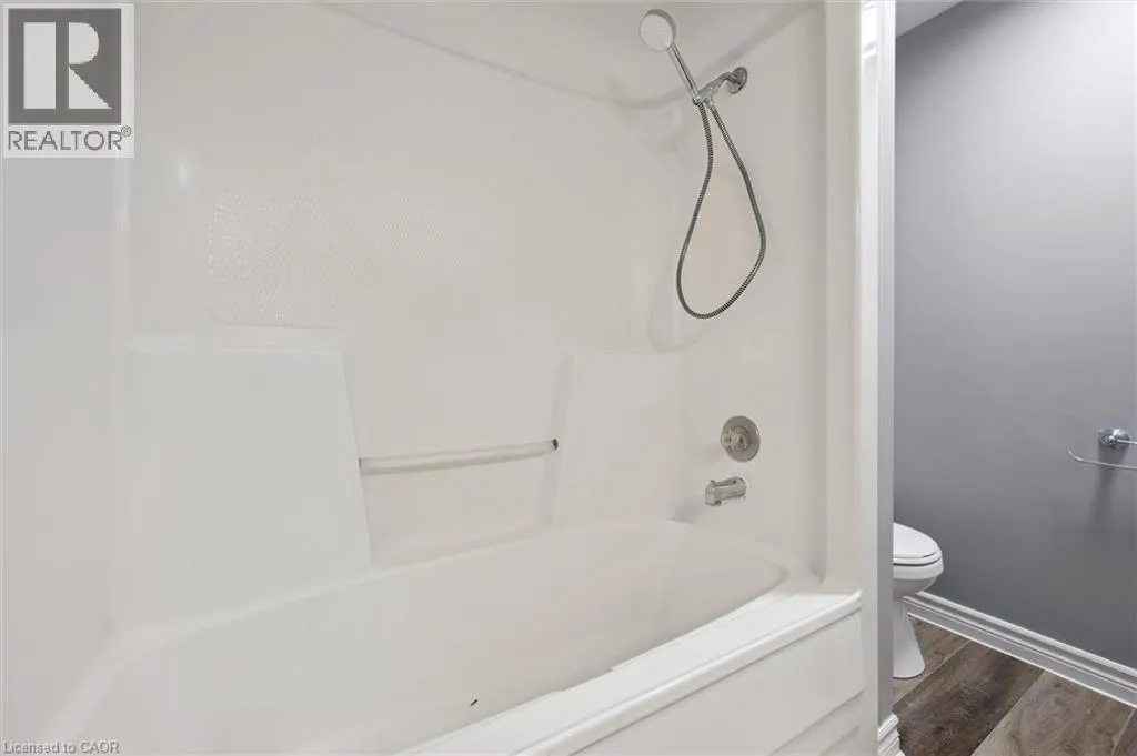 219 KINGSWOOD Drive Unit# 18, #18