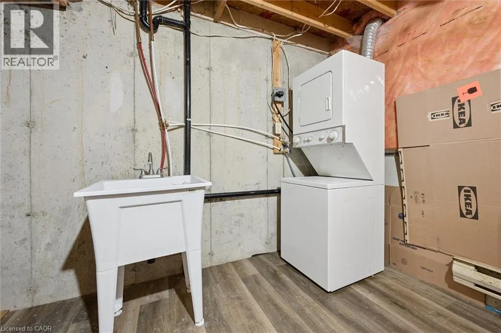219 KINGSWOOD Drive Unit# 18, #18