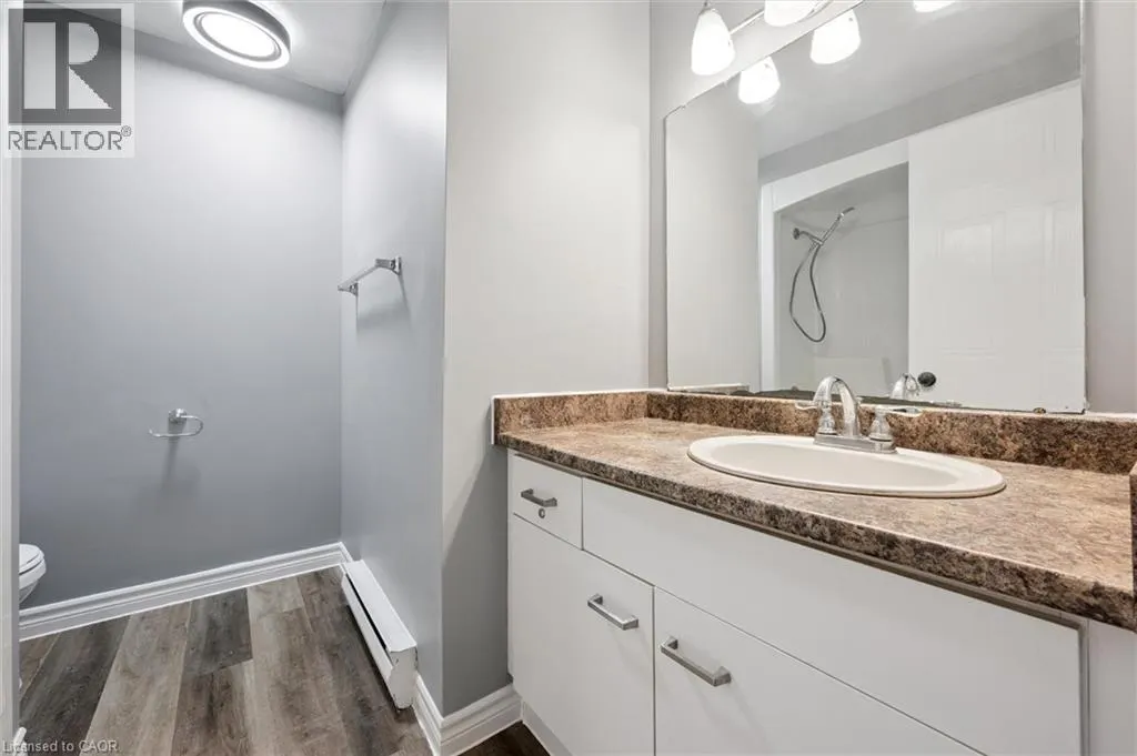 219 KINGSWOOD Drive Unit# 18, #18