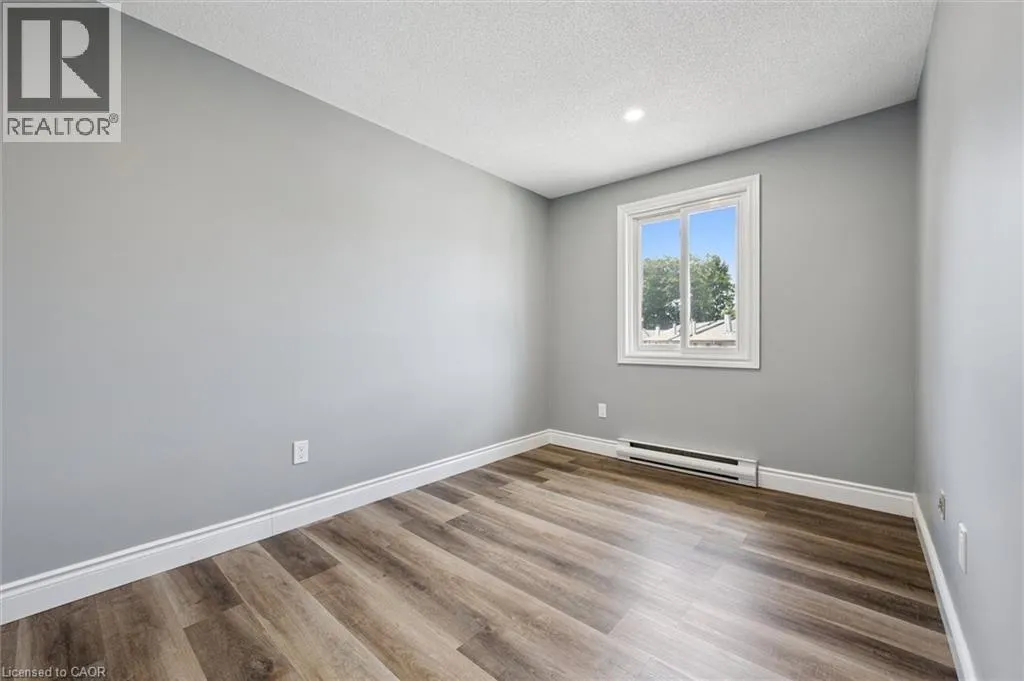 219 KINGSWOOD Drive Unit# 18, #18