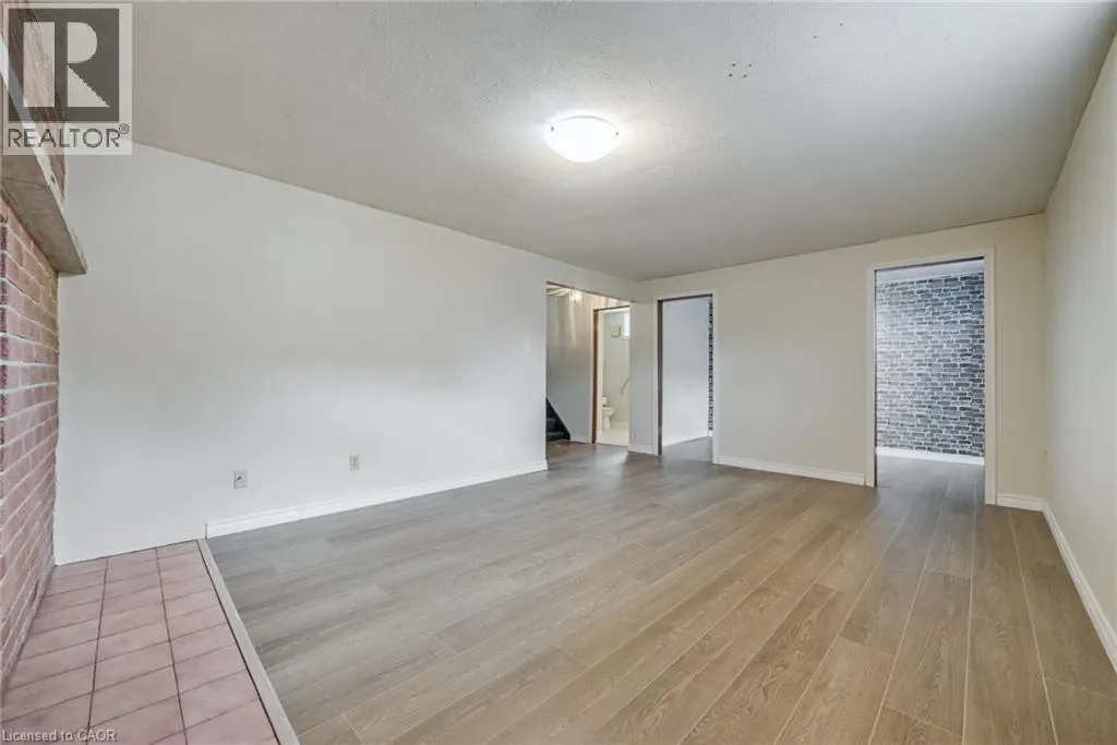 3 ENVOY Boulevard