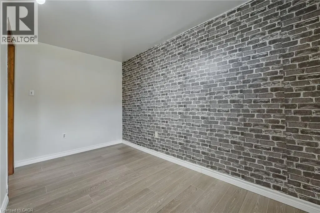 3 ENVOY Boulevard